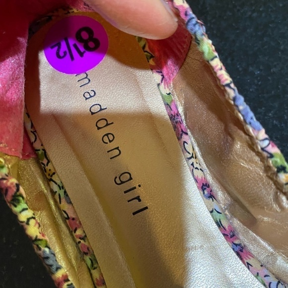 Madden Girl Pink Floral open toe ballet flats, size 8.5 - Picture 10 of 10